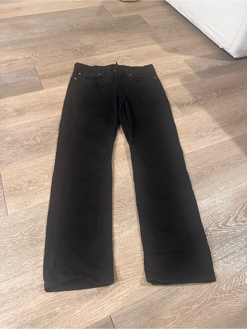 Men’s Levi’s 514 black jeans